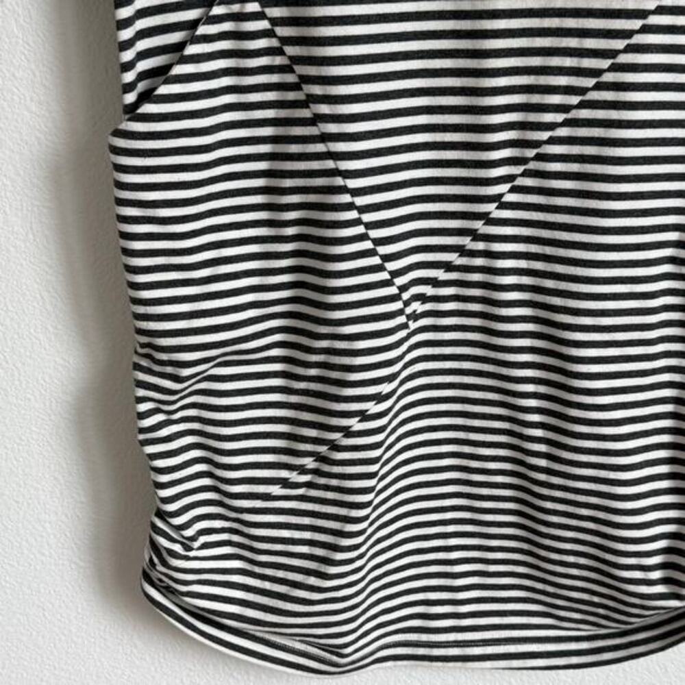 Betabrand 30-Day‎ Travel Gray Striped Knit Dress M Capsule Wardrobe Minimalist - Picture 2 of 5